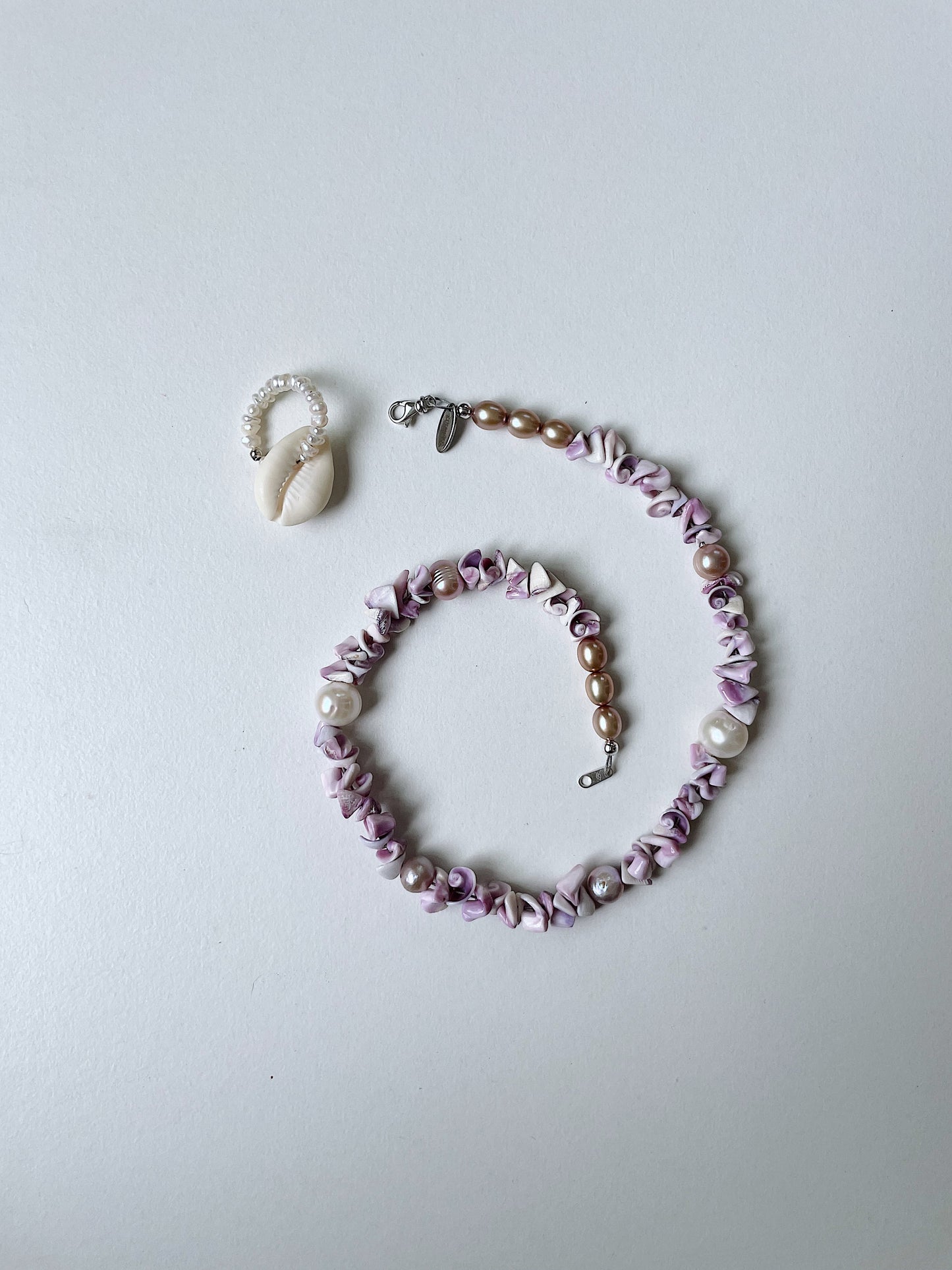 wavy lei necklace