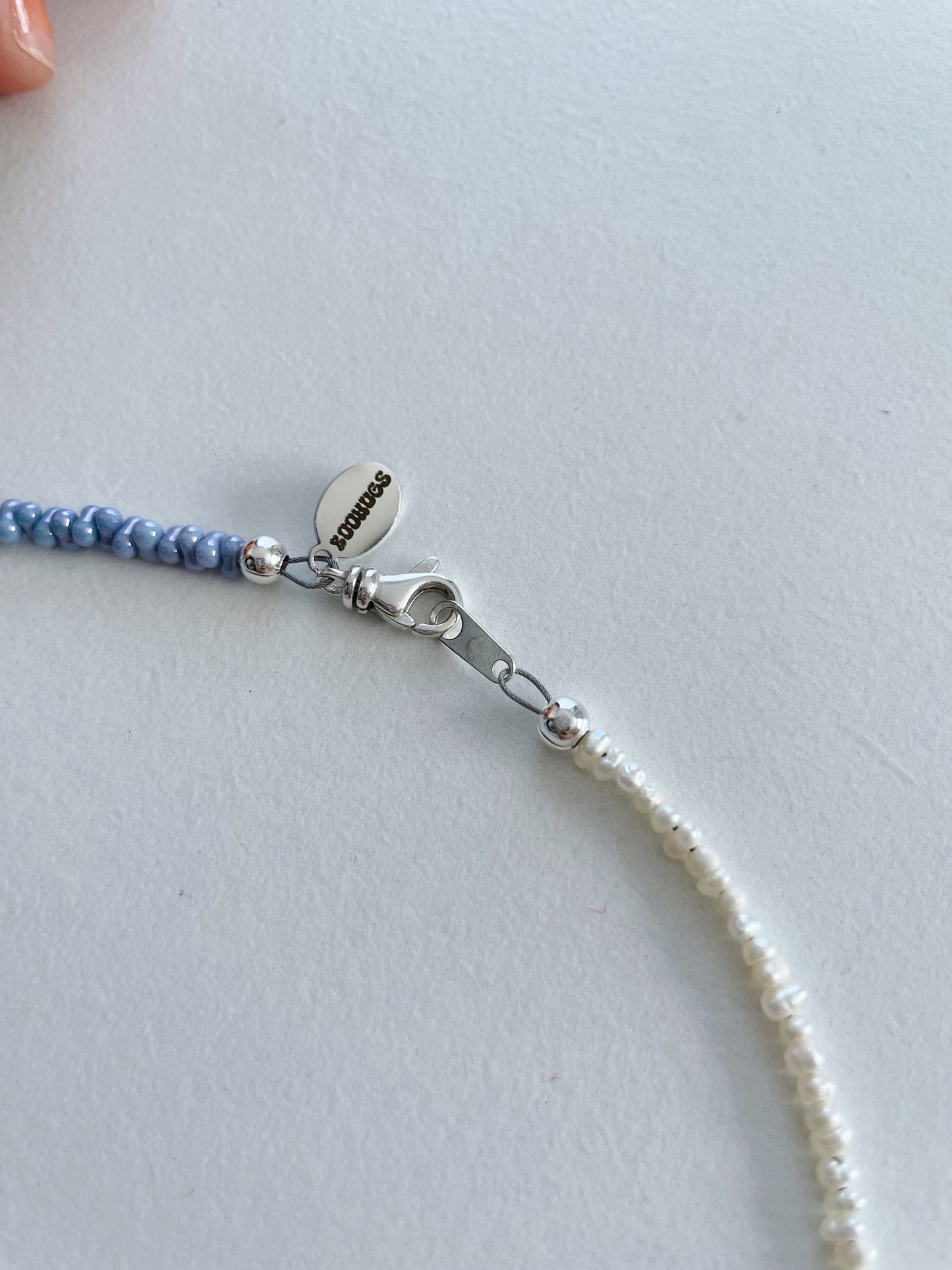 Baby blue eyes choker