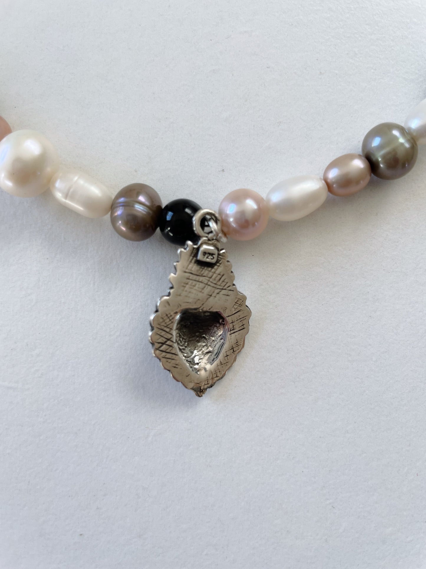 Santa Alma necklace